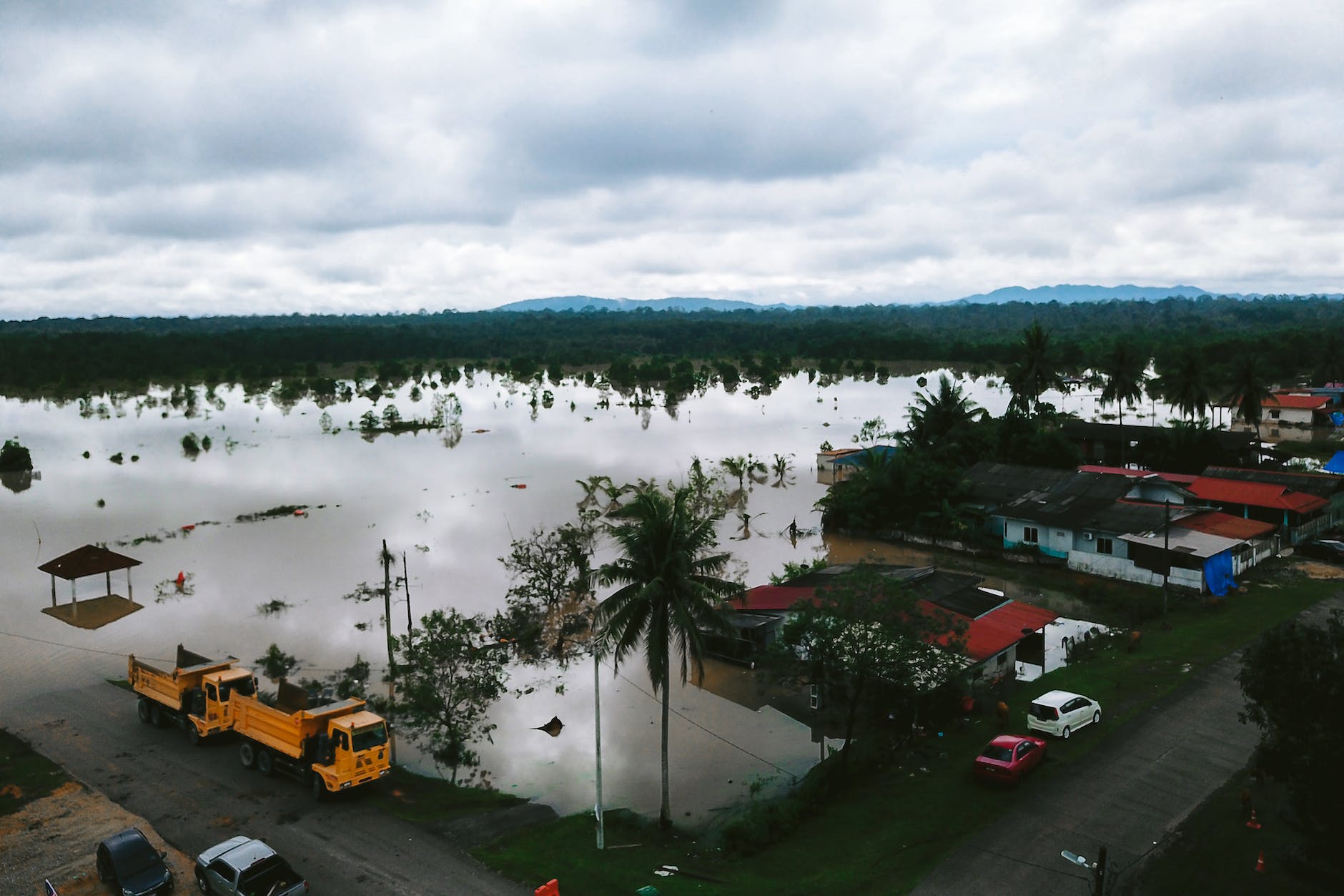 view of a flooded area